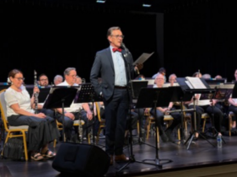 Anderson introduces a musical program with historical connections